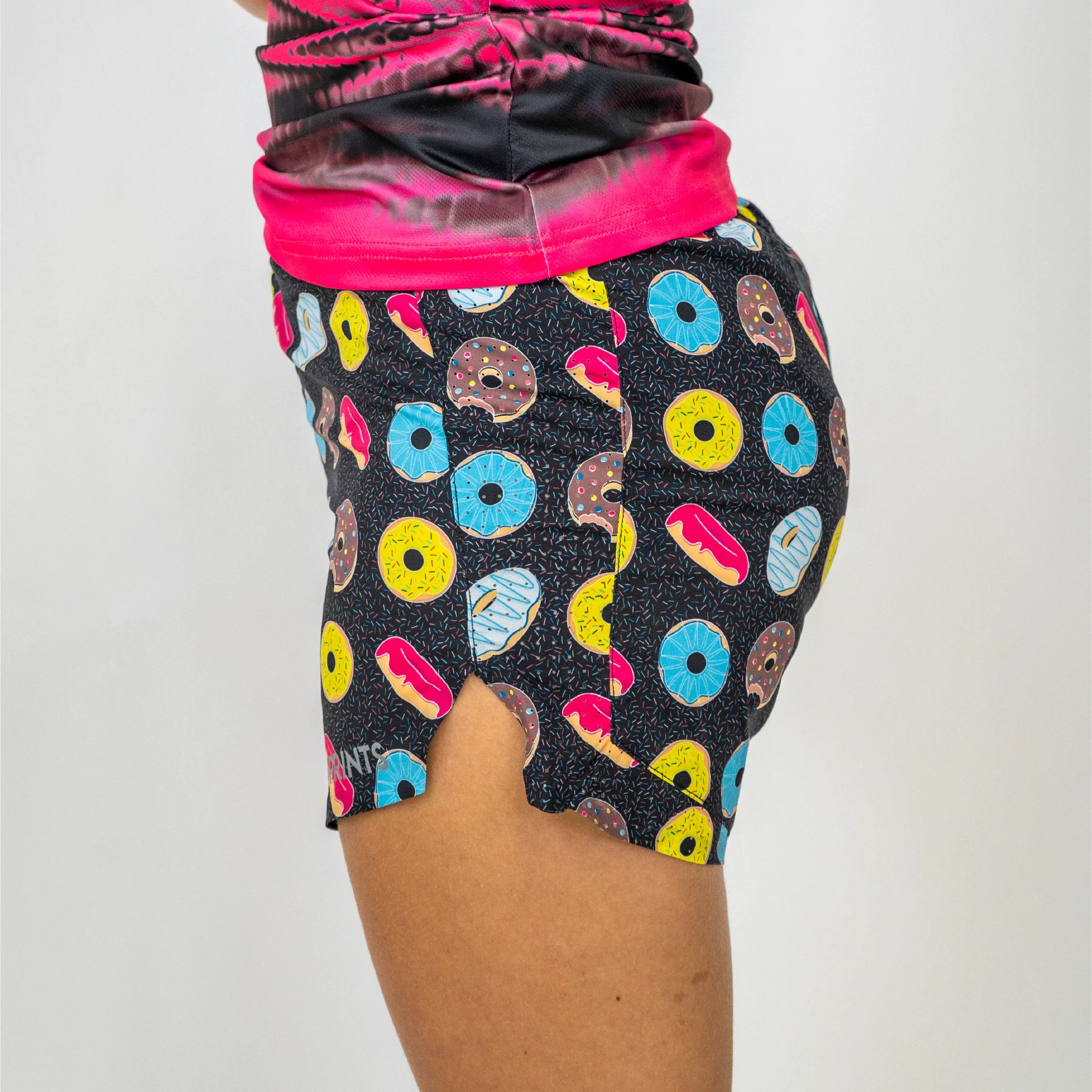 Womens Avigate 4" Mercy Short - Donuts - Image 3
