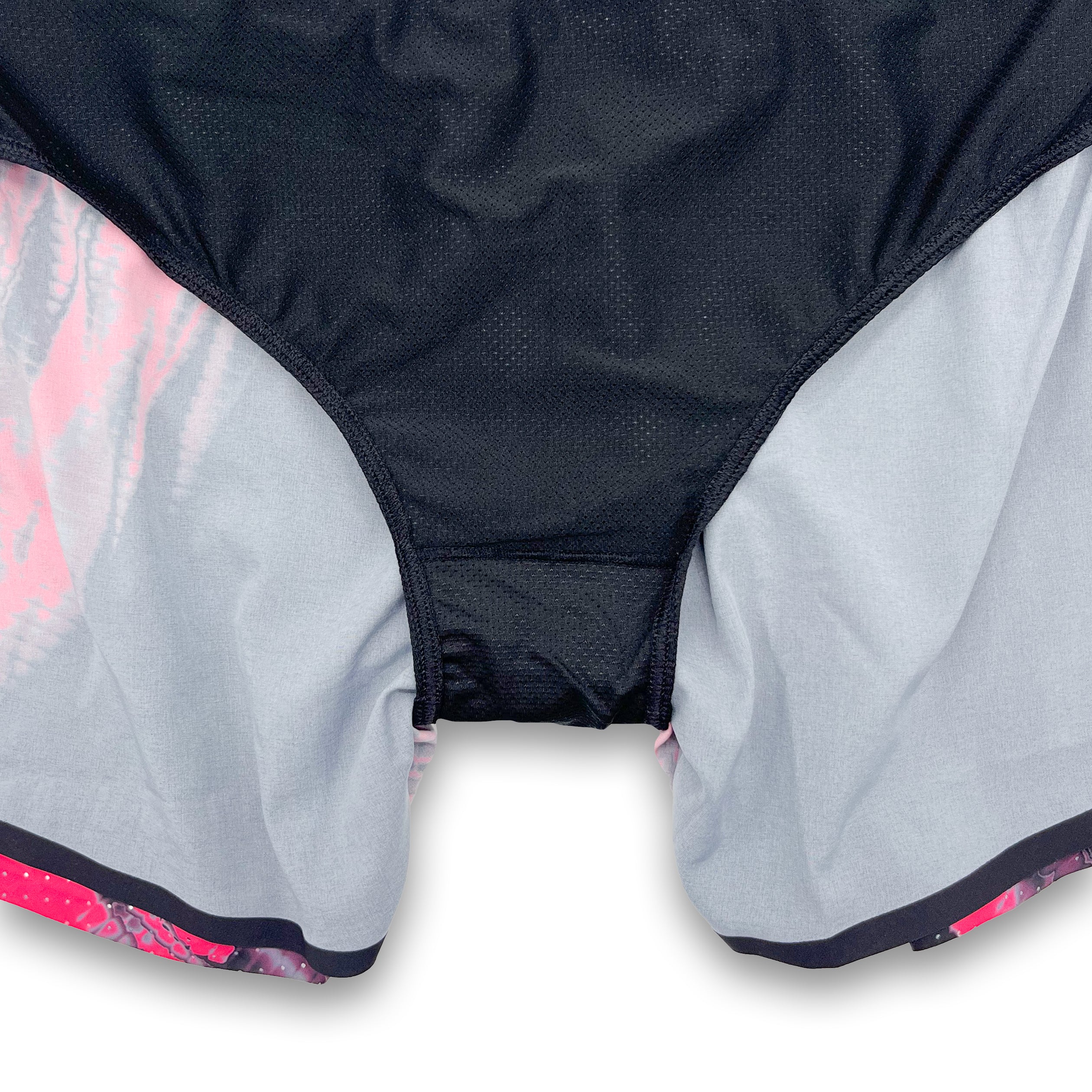 Womens Avigate 4" Mercy Short - Wave Break Fuchsia - Image 6